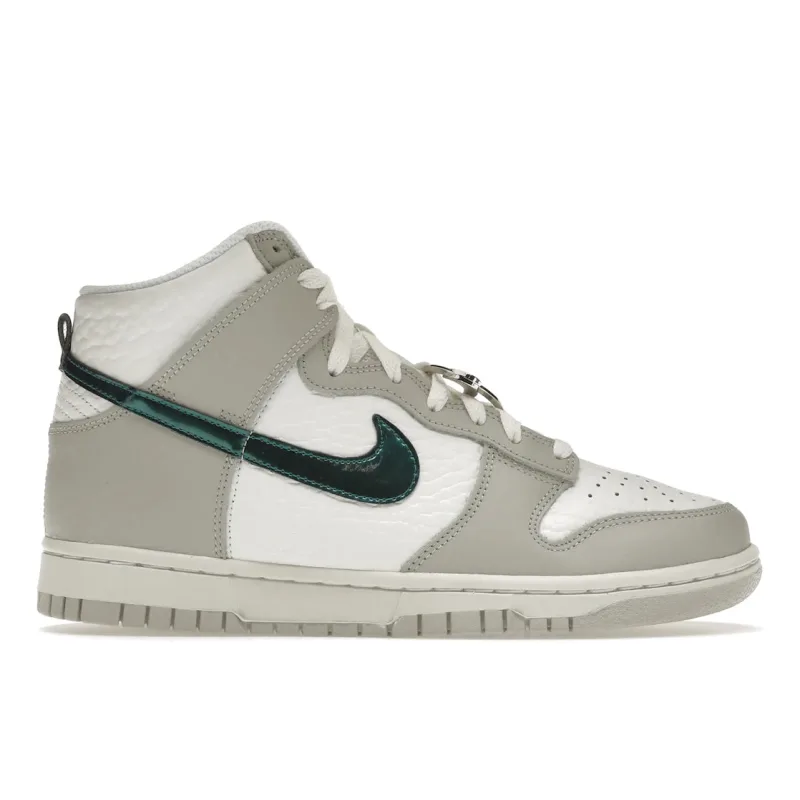 Nike Dunk High FLS (Women's) - 37.5
