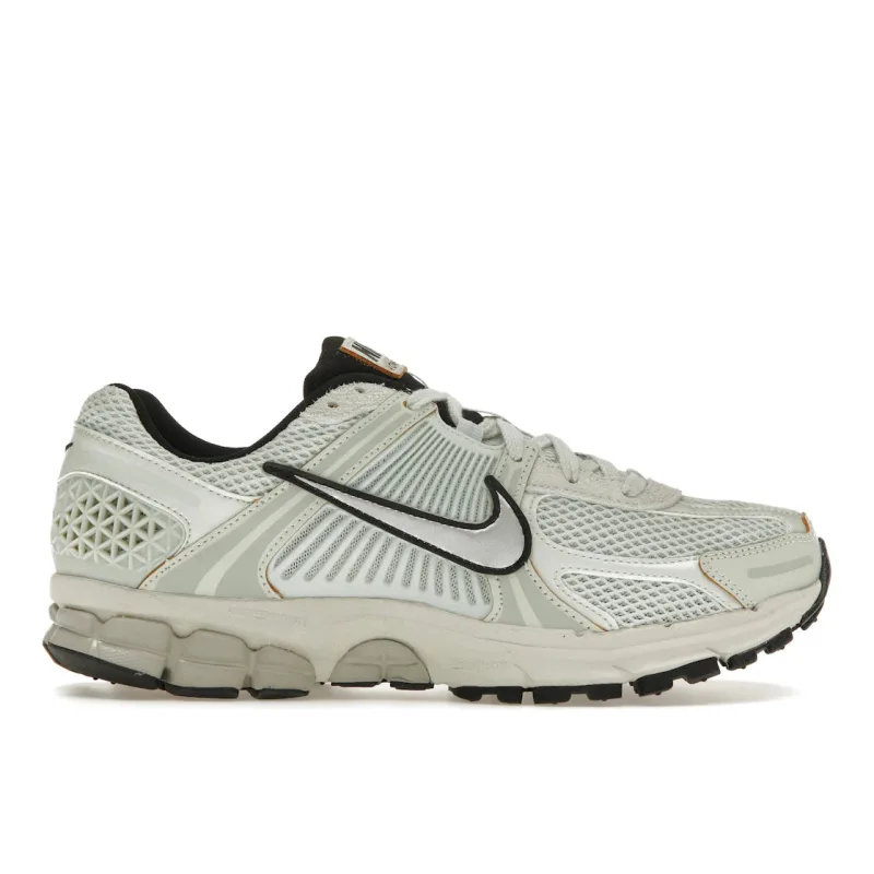 Nike Zoom Vomero 5 Light Silver Chrome (Women's) - 43