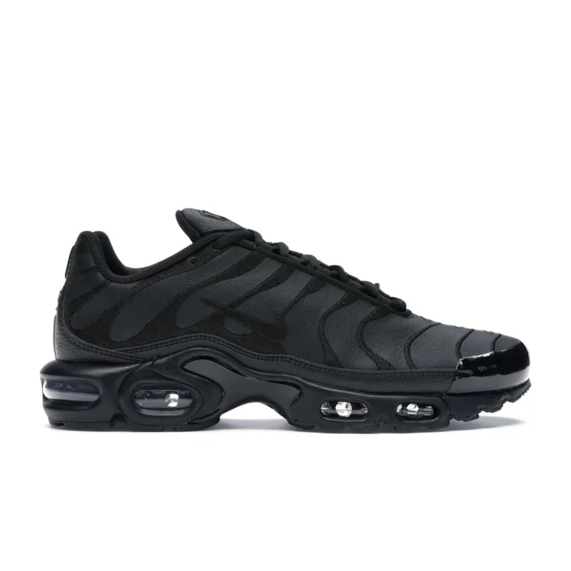 Nike Air Max Plus Triple Black Leather - 38.5