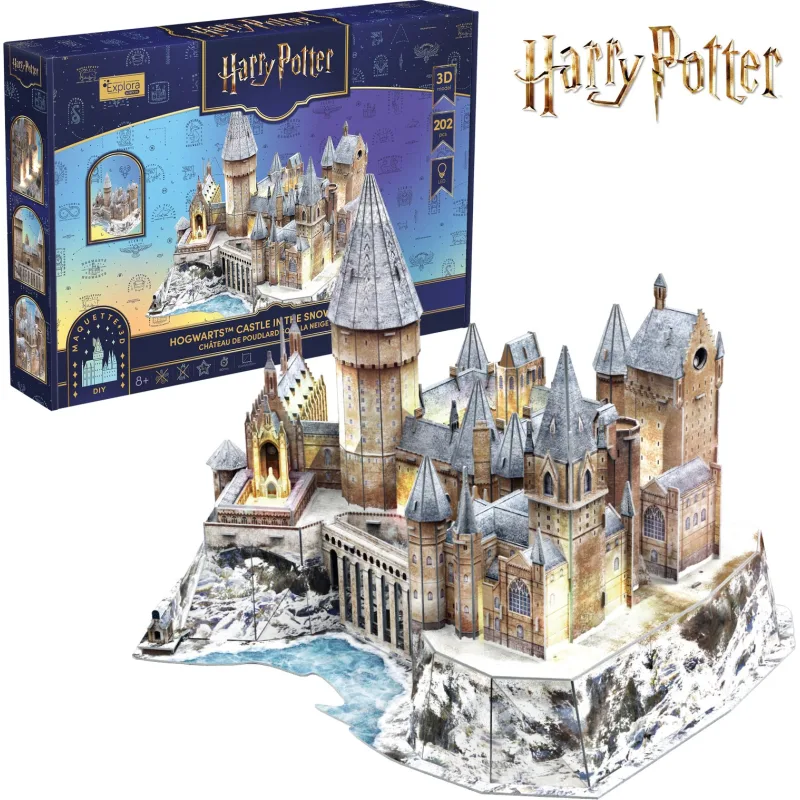 Svietiace 3D puzzle CubicFun Harry Potter: Zasnežený hrad v Rokforte LED 202 dielikov