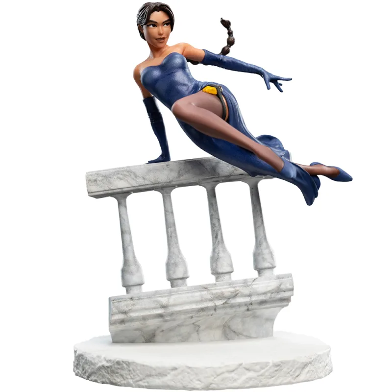 Weta Workshop Mini soška Lary Croft z filmu Tomb Raider: A Deal at the Opera 17 cm