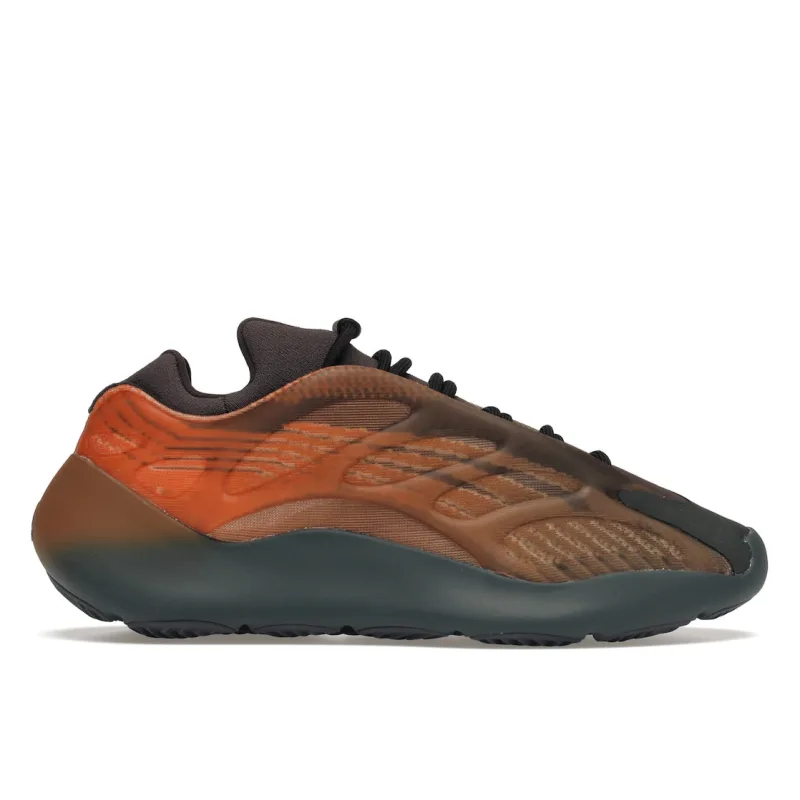 Yeezy 700 V3 Copper Fade - 42
