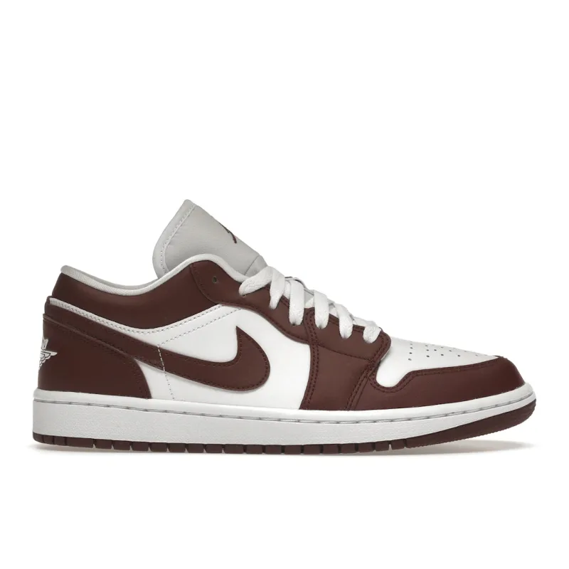Jordan 1 Low Team Red (Women's) - 40.5