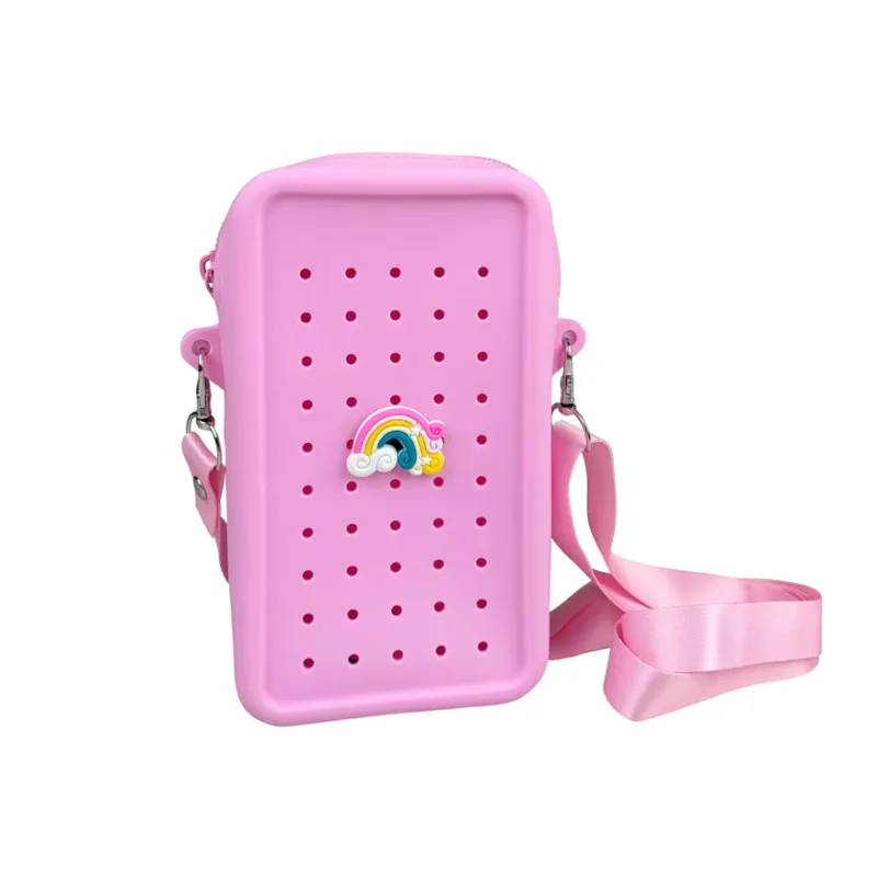 MFP Gifty - Silikónová crossbody taštička ružová a ozdobný pin