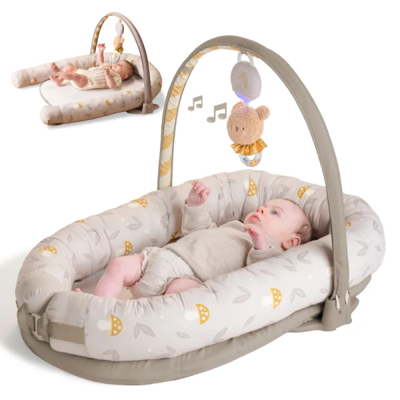 Taf Toys Hniezdo pre bábätko s hrazdou Little Explorer