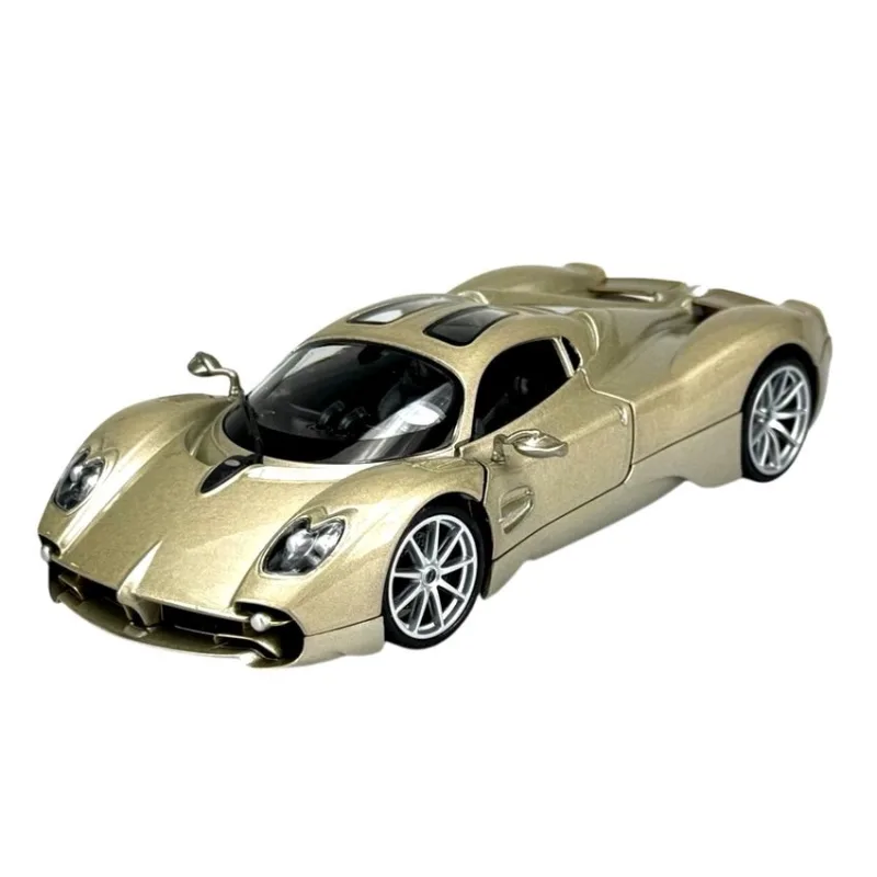 Welly Welly Pagani Utopia model 1:24 zlatý