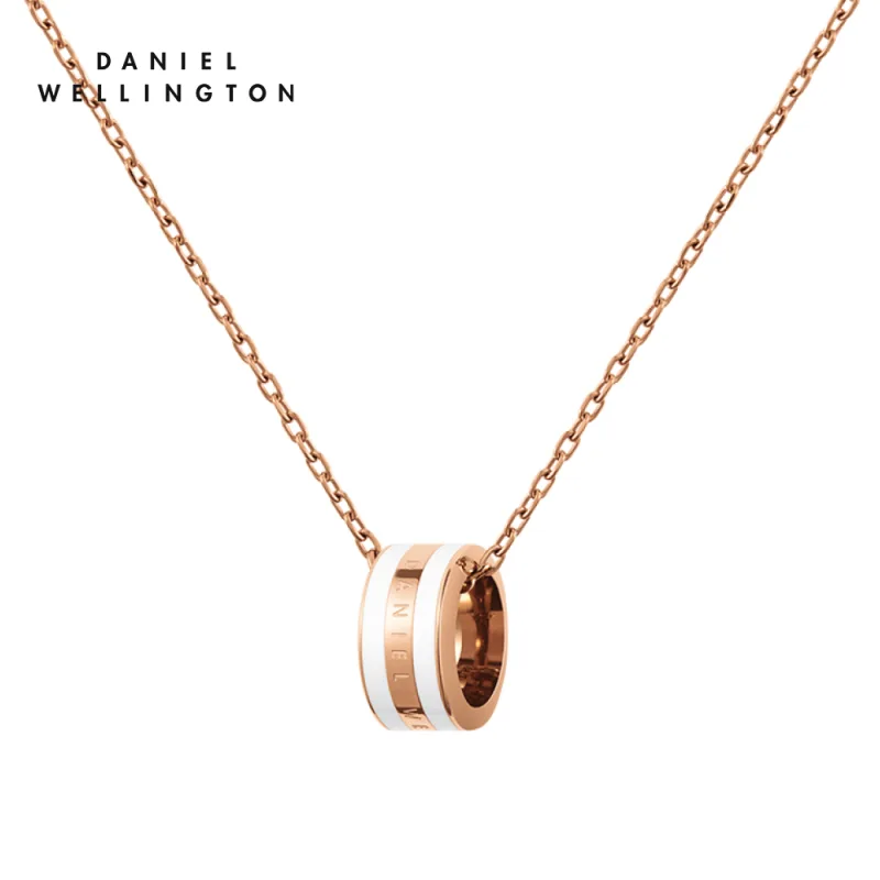 Daniel Wellington náhrdelník s masívnym príveskom DW00400153