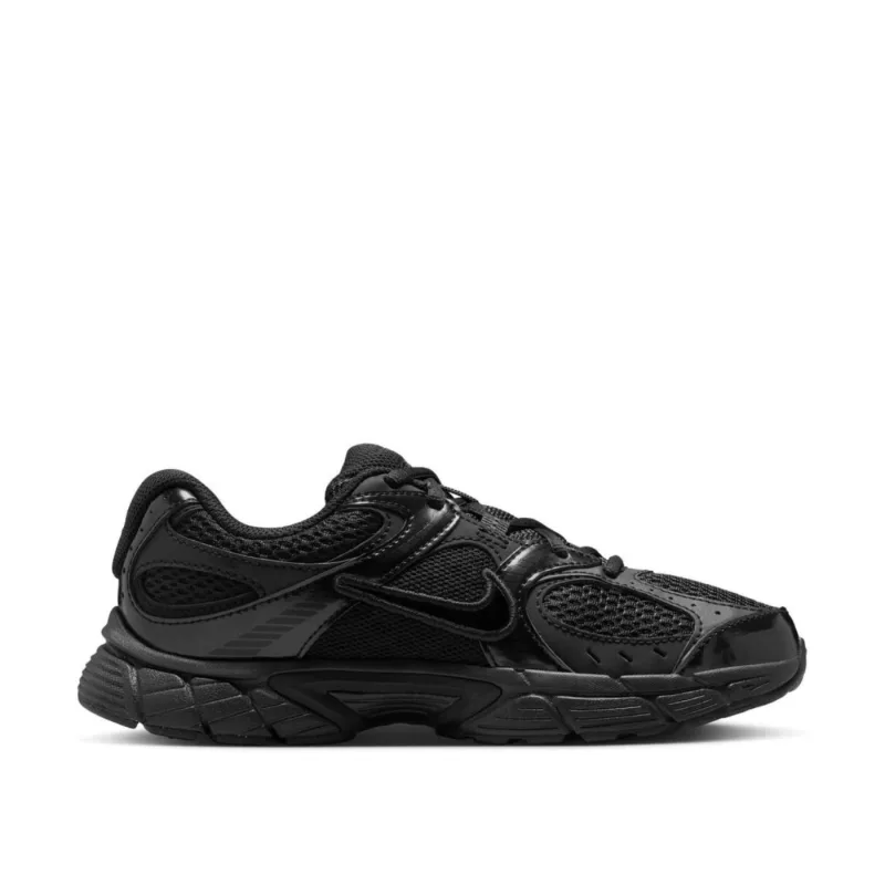 Nike V5 RNR Triple Black (GS) - 38.5