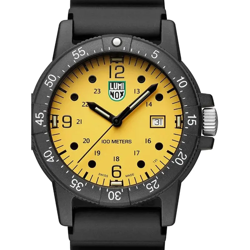 Luminox X2.2005