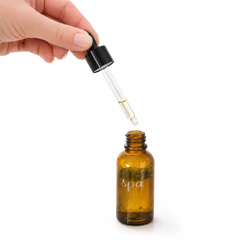 Sklenená hnedá fľaštička s pipetou, SPA 30ml