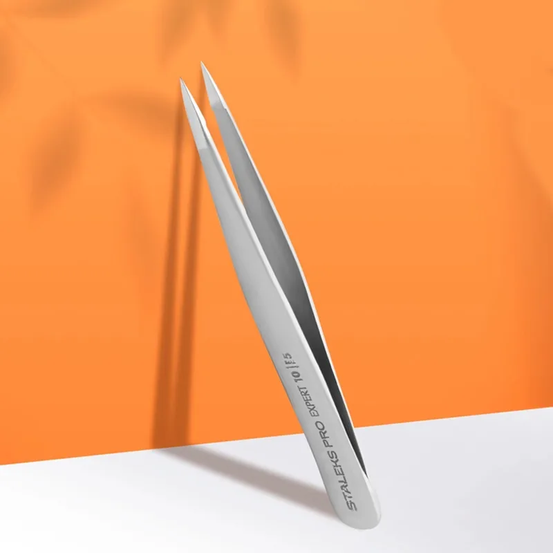STALEKS Bodová pinzeta na obočie Expert 10 Type 5 (Eyebrow Tweezers)